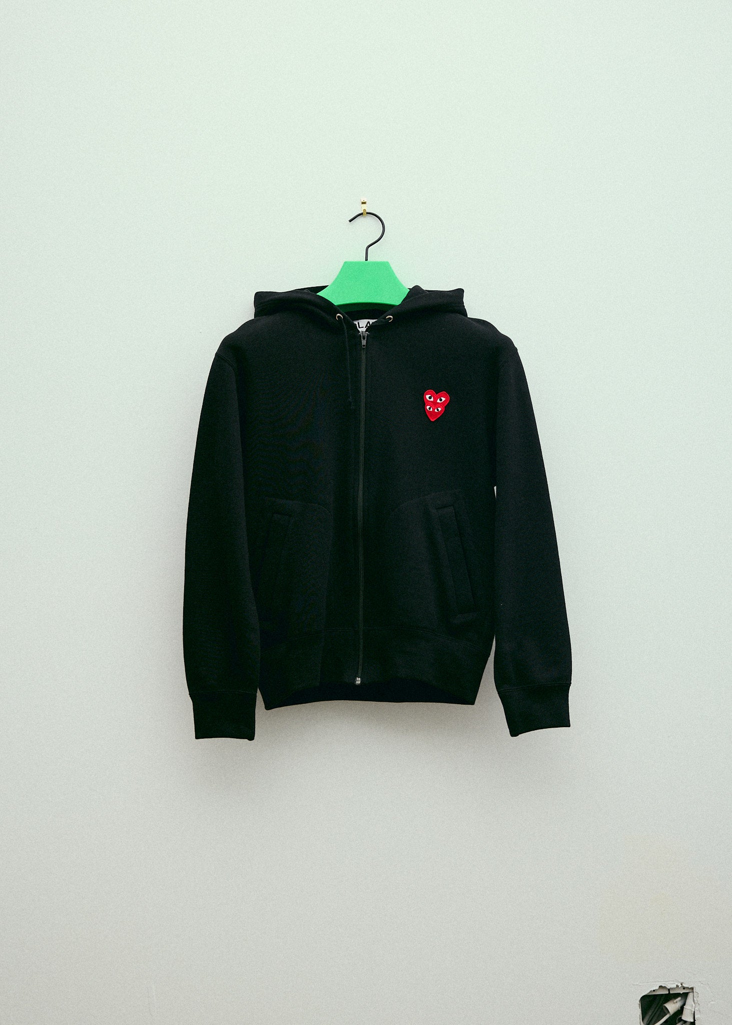 定価24750円プレイコムデギャルソン DoubleRedHeart Hoodie Black ...