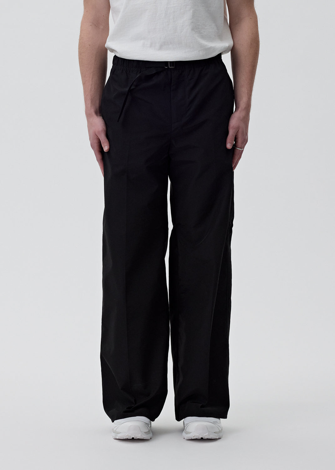 WANDER TROUSER (BLACK GRACE NYLON) | gulatilaw.com